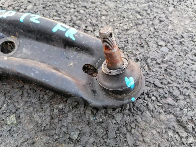 ����� �������� Toyota Vitz/ Platz/ Echo/ Funcargo 4806819176 ����