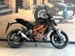 KTM 390 Duke. 390����. ��., ��������, ���, � �������� ����