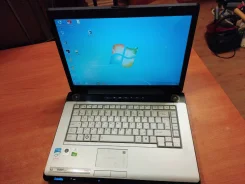 Toshiba Satellite A200. 15.4", 1,9����, ��� 4 ��, ���� 1 000���, WiFi: 1, Bluetooth: 1, ����������� �� 2��. ����