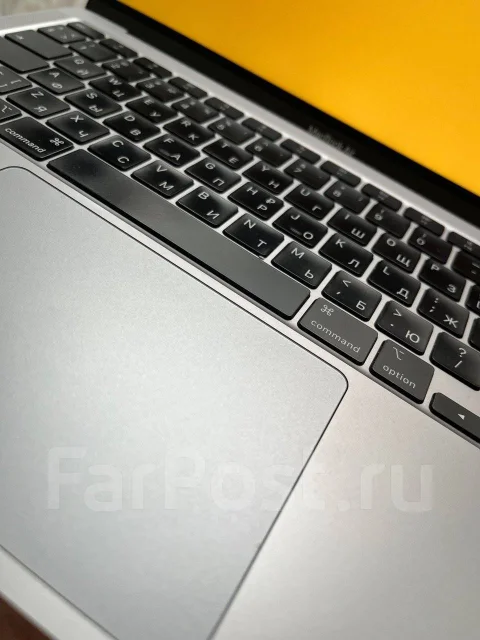 Apple MacBook Air. 13.3", ��� 16 ��, ���� 256���, WiFi: 1, Bluetooth: 1, ����������� �� 11��. ����