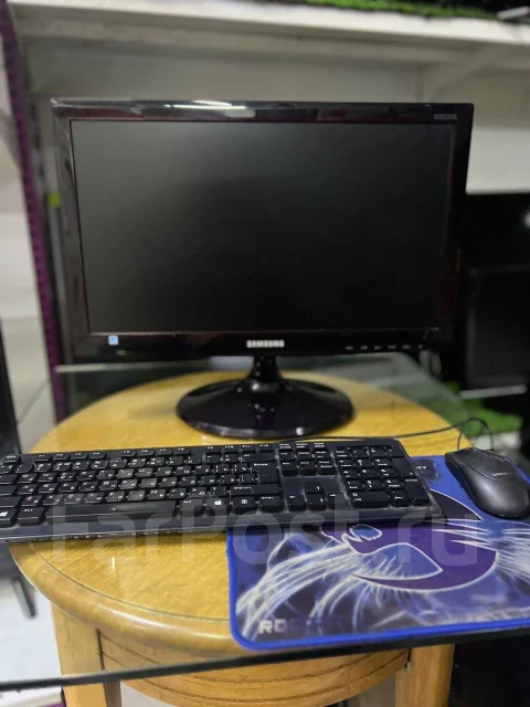 Samsung. 20" ����