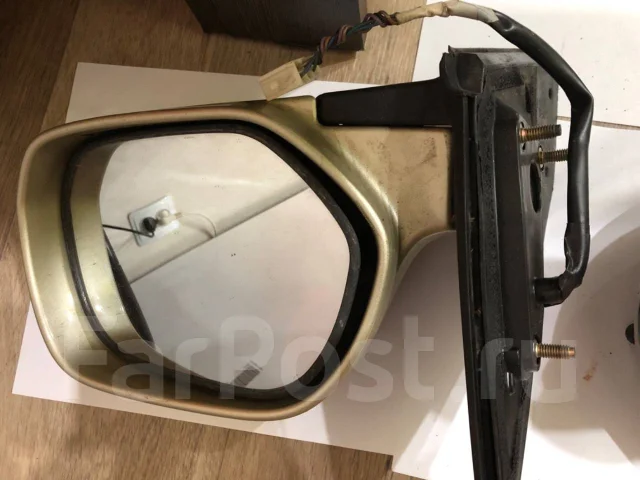 Mitsubishi L200 ����