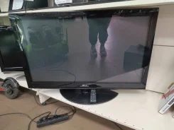 LG 42PQ200R. ������ ����