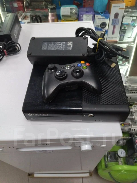 Microsoft Xbox 360 E ����