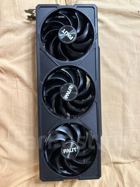 GeForce RTX 4070 Ti SUPER ����