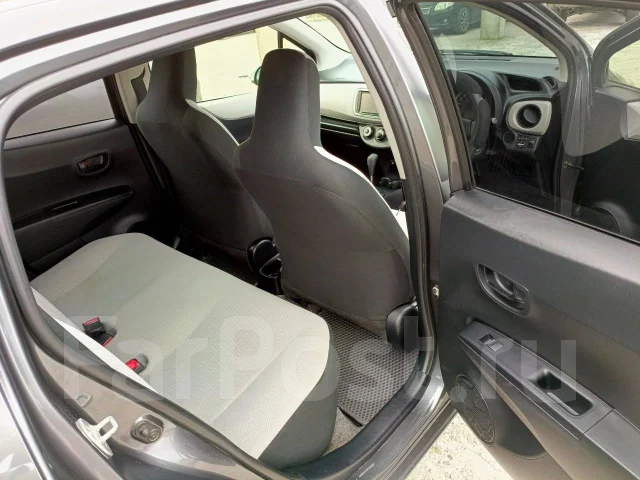 Toyota Vitz. 4wd, 1.3 (95��.�.), ������, 200����. �� ����