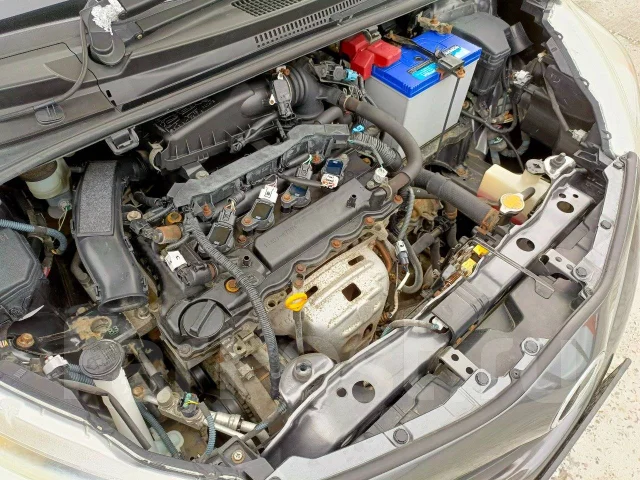 Toyota Vitz. 4wd, 1.3 (95��.�.), ������, 200����. �� ����