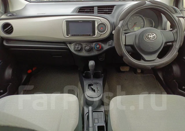 Toyota Vitz. 4wd, 1.3 (95��.�.), ������, 200����. �� ����