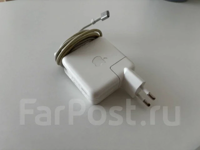 Apple MacBook Air 13 2017 Mid. 1,8����, ��� 8 ��, ���� 256���, WiFi: 1, Bluetooth: 1, ����������� �� 12��. ����