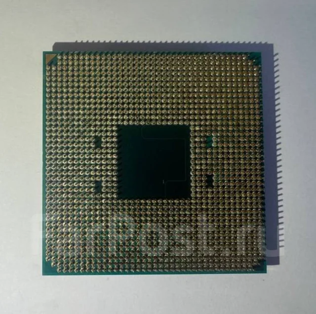 AMD Ryzen 3 2200G ����