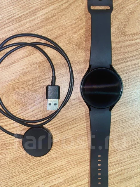 Samsung Galaxy Watch4. GPS, NFC, IP68 ����