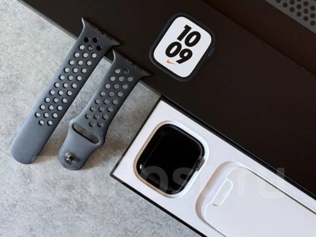 Apple Watch Series 7. GPS, NFC ����