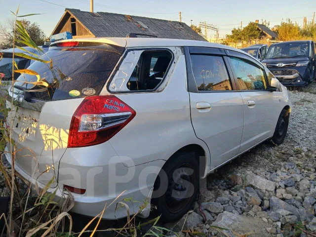 Honda Fit Shuttle. GG7 ����