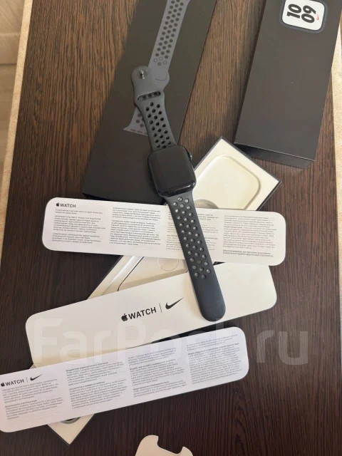 Apple Watch Series 7 Nike ����