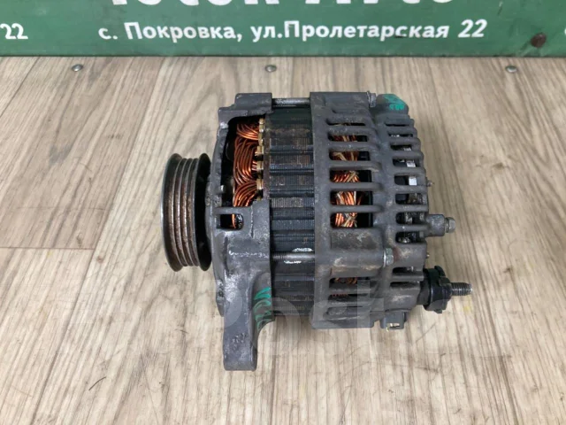 ��������� Nissan VG20E Y31 231004p000 ����