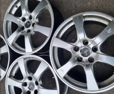 Japan Racing. 8.0x18", 5x120, ET35, �� 60���. ����