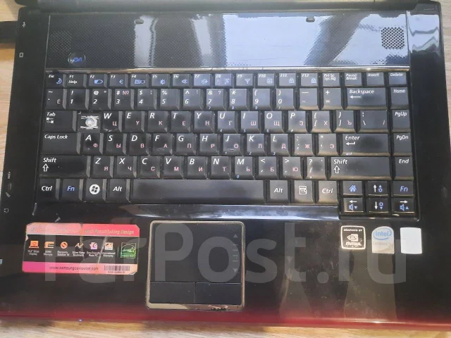 Samsung R560. 15.6", 2,6����, ��� 3072 ��, ���� 500���, WiFi: 1, Bluetooth: 1, ����������� �� 1��. ����