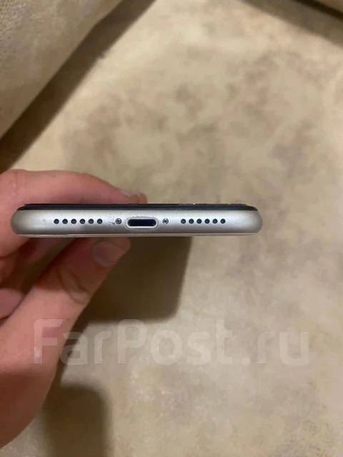 Apple iPhone 11. �/�, 128 ��, �����, 3G, 4G LTE, NFC ����