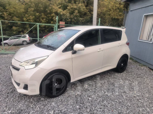 Toyota Ractis. �������, 4wd, 1.5, ������, 250 000����. �� ����