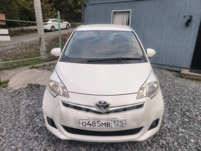 Toyota Ractis. �������, 4wd, 1.5, ������, 250 000����. �� ����