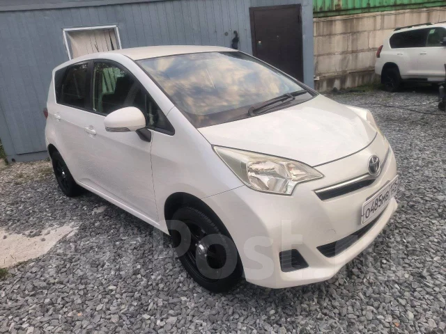 Toyota Ractis. �������, 4wd, 1.5, ������, 250 000����. �� ����