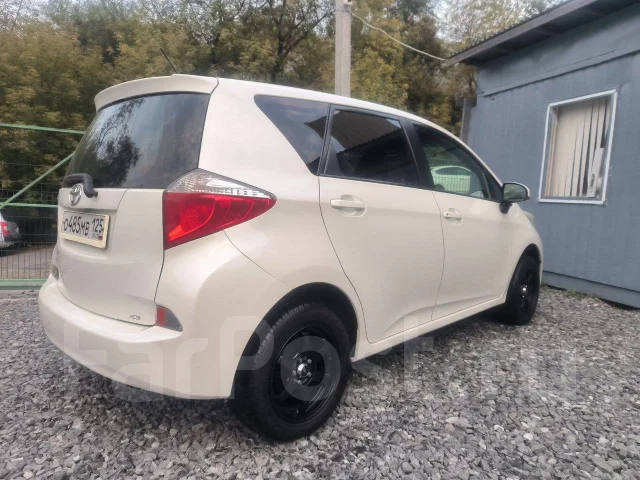 Toyota Ractis. �������, 4wd, 1.5, ������, 250 000����. �� ����