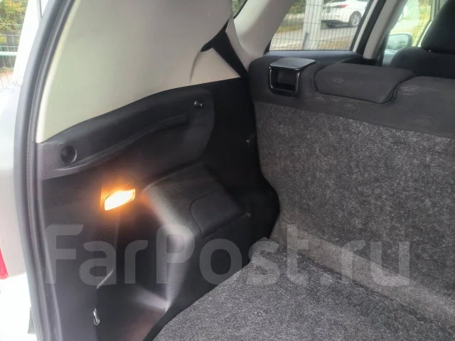 Toyota Ractis. �������, 4wd, 1.5, ������, 250 000����. �� ����