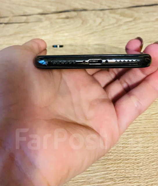 Apple iPhone X. �/�, 64 ��, ������, 3G, 4G LTE ����