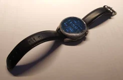 Huawei Watch 3 Pro. GPS, NFC, SIM-�����, IP68 ����