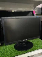 Samsung. 19", ���������� �� (LCD, LED, QLED) ����