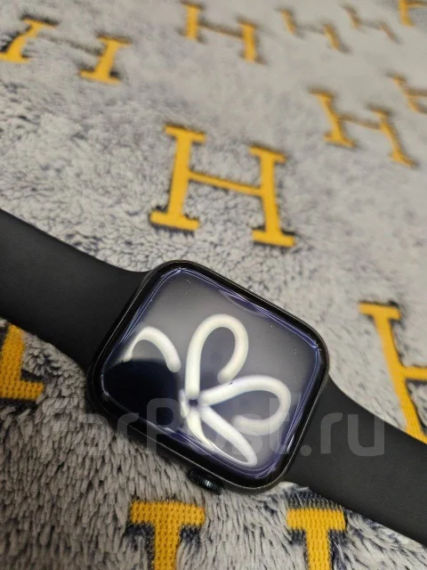 Apple Watch Series 8. GPS, NFC, IP68 ����
