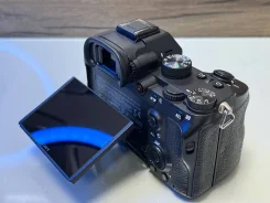 Sony Alpha ILCE-7 III Body ����