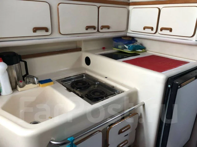 Searay. 1996 ���, ����� 11,5��., ��������� ������������, 440��.�., ������ ����