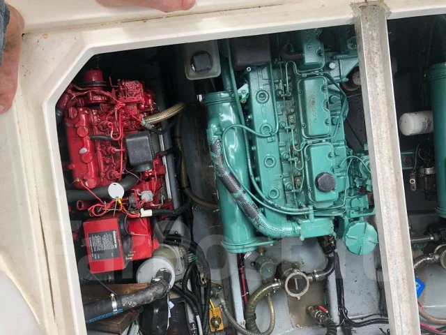 Searay. 1996 ���, ����� 11,5��., ��������� ������������, 440��.�., ������ ����