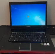 Samsung R560. 15", 2,3����, ��� 3072 ��, ���� 230���, WiFi, Bluetooth ����
