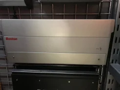 Boston Acoustics ����