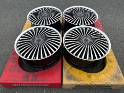 Napre Medusa. 7.5x18", 4x114.3, 5x114.3, ET42, �� 72���. ����