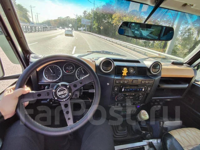 Land Rover Defender. ��������, 4wd, 2.4 (122��.�.), ������, 242 000����. �� ����
