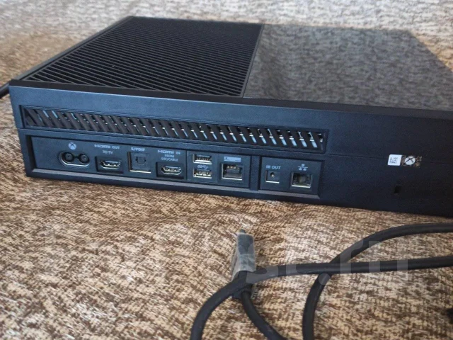 Microsoft Xbox One ����