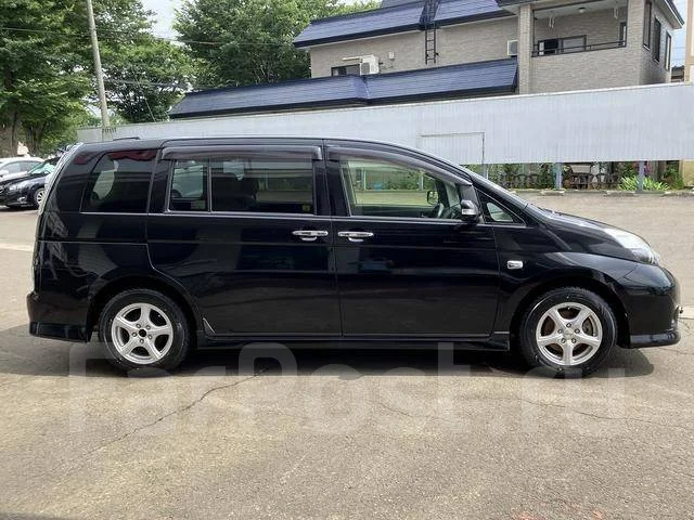 Toyota Isis. ��������, ��������, 1.8 (138��.�.), ������, 54 000����. ��, �/�. ��� ����� �� ������������ ����