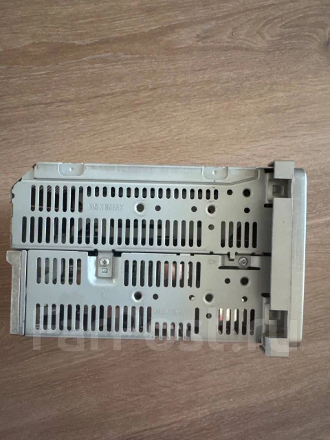 Pioneer DEH-M8007ZT ����