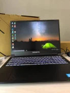 Gigabyte G6. 16", 4,7����, ��� 16 ��, ���� 512���, WiFi: 1, Bluetooth: 1, ����������� �� 6��. ����