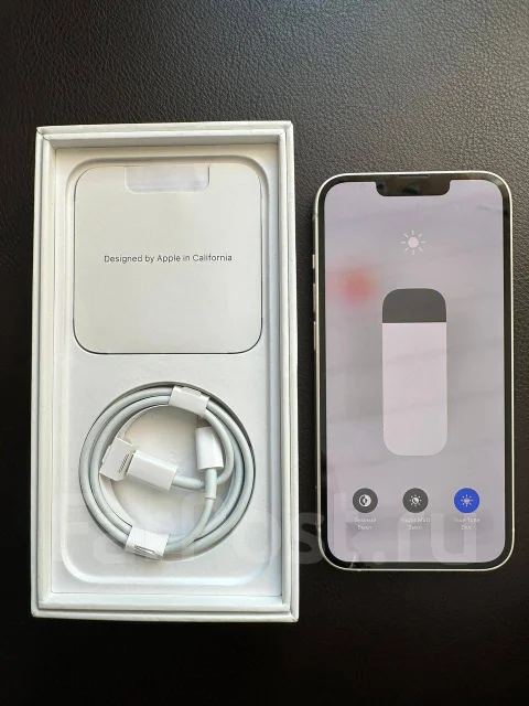 Apple iPhone 13. �/�, 256 ��, ����� ����