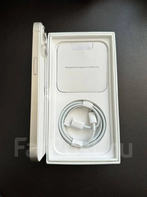 Apple iPhone 13. �/�, 256 ��, ����� ����