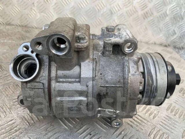���������� ������������ Audi S5 2012 86610997 8K0260805H ����
