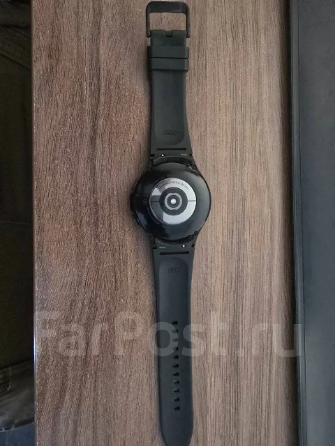 Samsung Galaxy Watch4 Classic. GPS, NFC, IP68 ����