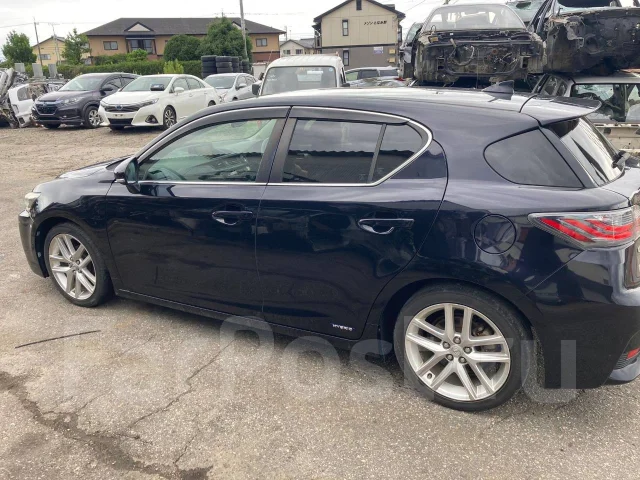 Lexus CT200h. ZWA10, 2ZRFXE ����