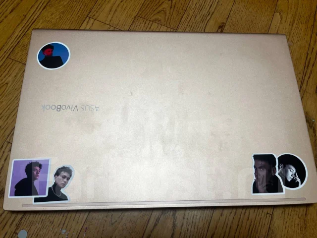 Asus VivoBook. ��� 8 ��, WiFi: 1, Bluetooth: 1 ����