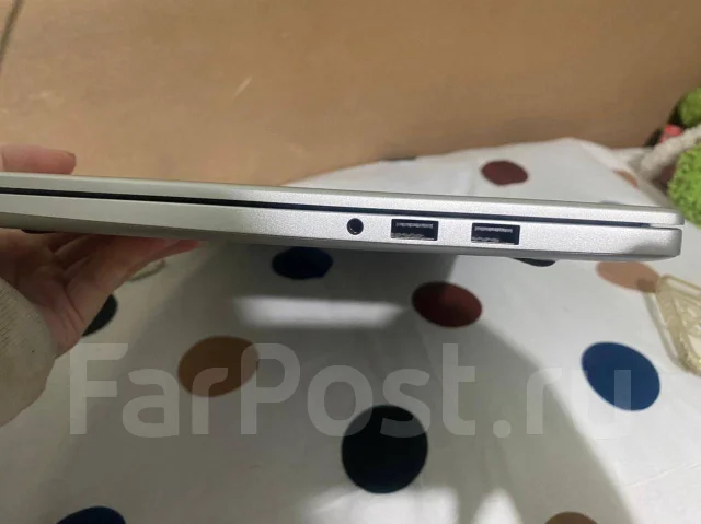 Huawei MateBook D 15. 15.6", ��� 256 �� � ������, ���� 512���, WiFi: 1, Bluetooth: 1, ����������� �� 10��. ����