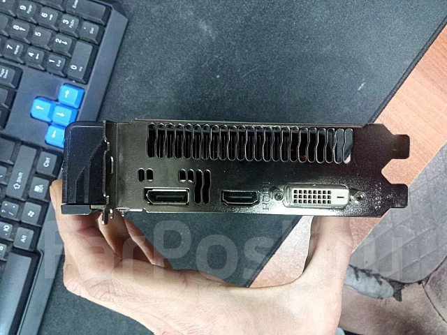 Radeon RX 470 ����